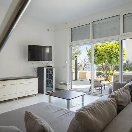 Beachhouse Adria Kozino 펜션 *